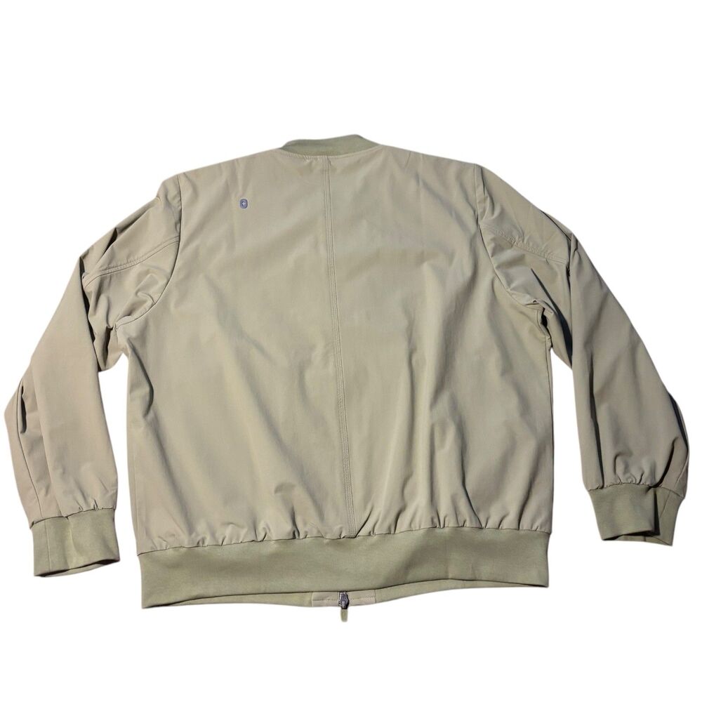 FIGSPRO Bomber Jacket in Sage- Size XXL - Picture 3 of 8